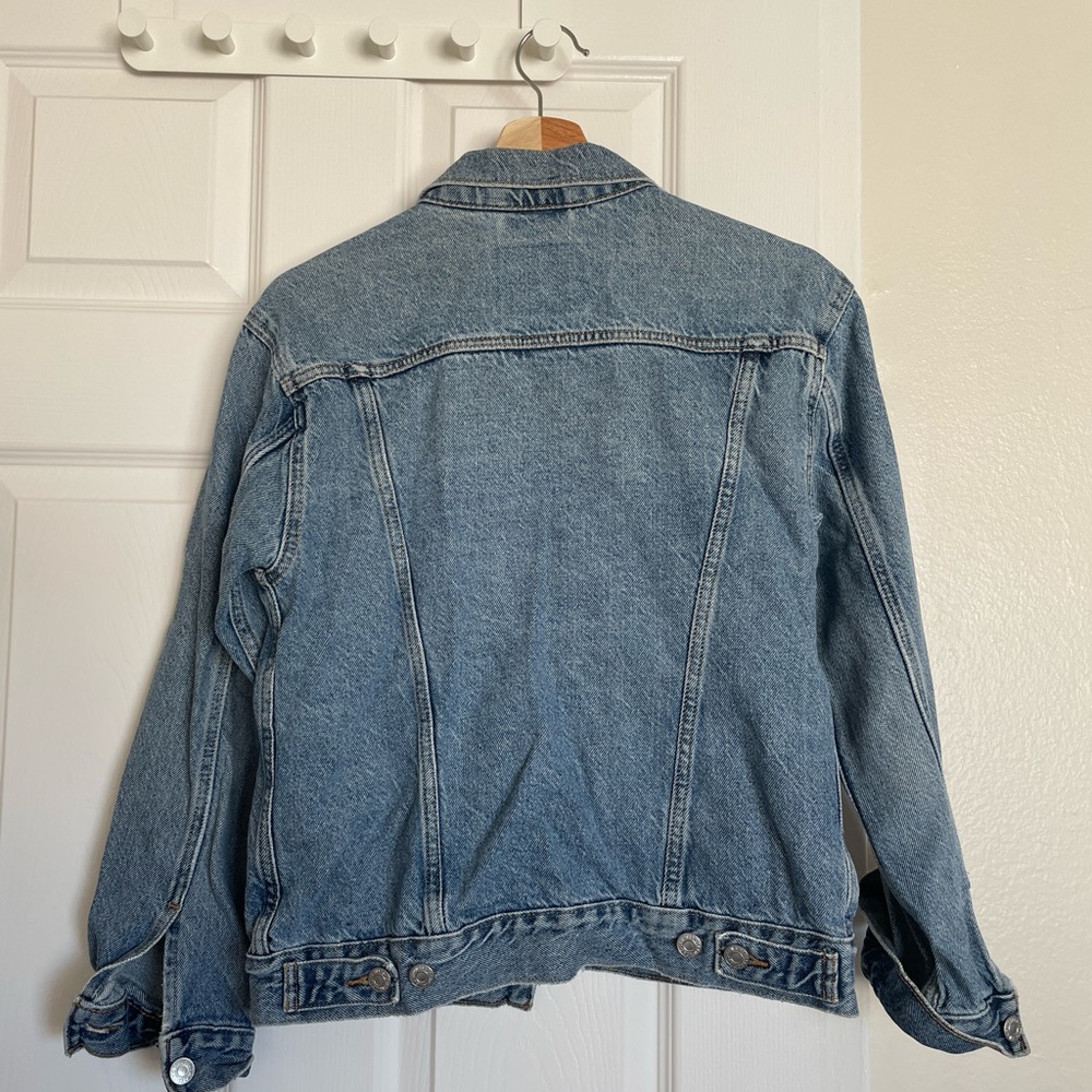 levi’s jean jacket - Picture 3 of 3